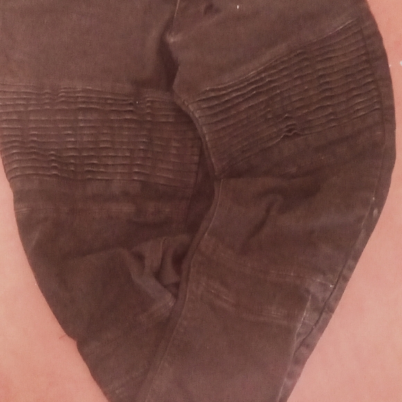 Brand new boys pants - Picture 3 of 3
